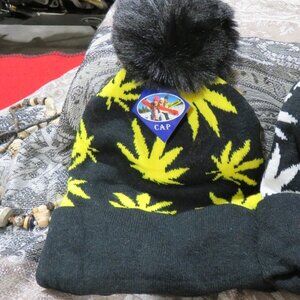 BOGO FASHION BEANIE WITH POMPOM MARY JANE LEAVES YELLOW OR WHITE NWT UNISEX HAT